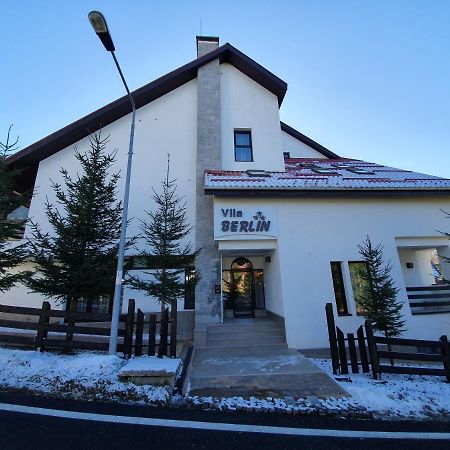 Vila Berlin Otel Poiana Braşov Dış mekan fotoğraf