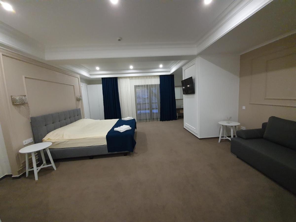 Vila Berlin Otel Poiana Braşov Dış mekan fotoğraf