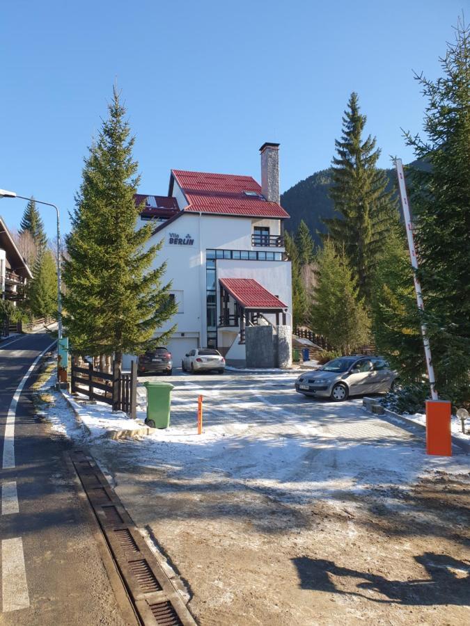 Vila Berlin Otel Poiana Braşov Dış mekan fotoğraf